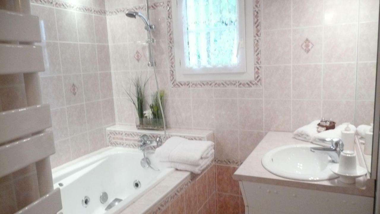 Les Chambres Des Taillades Les Taillades Zewnętrze zdjęcie