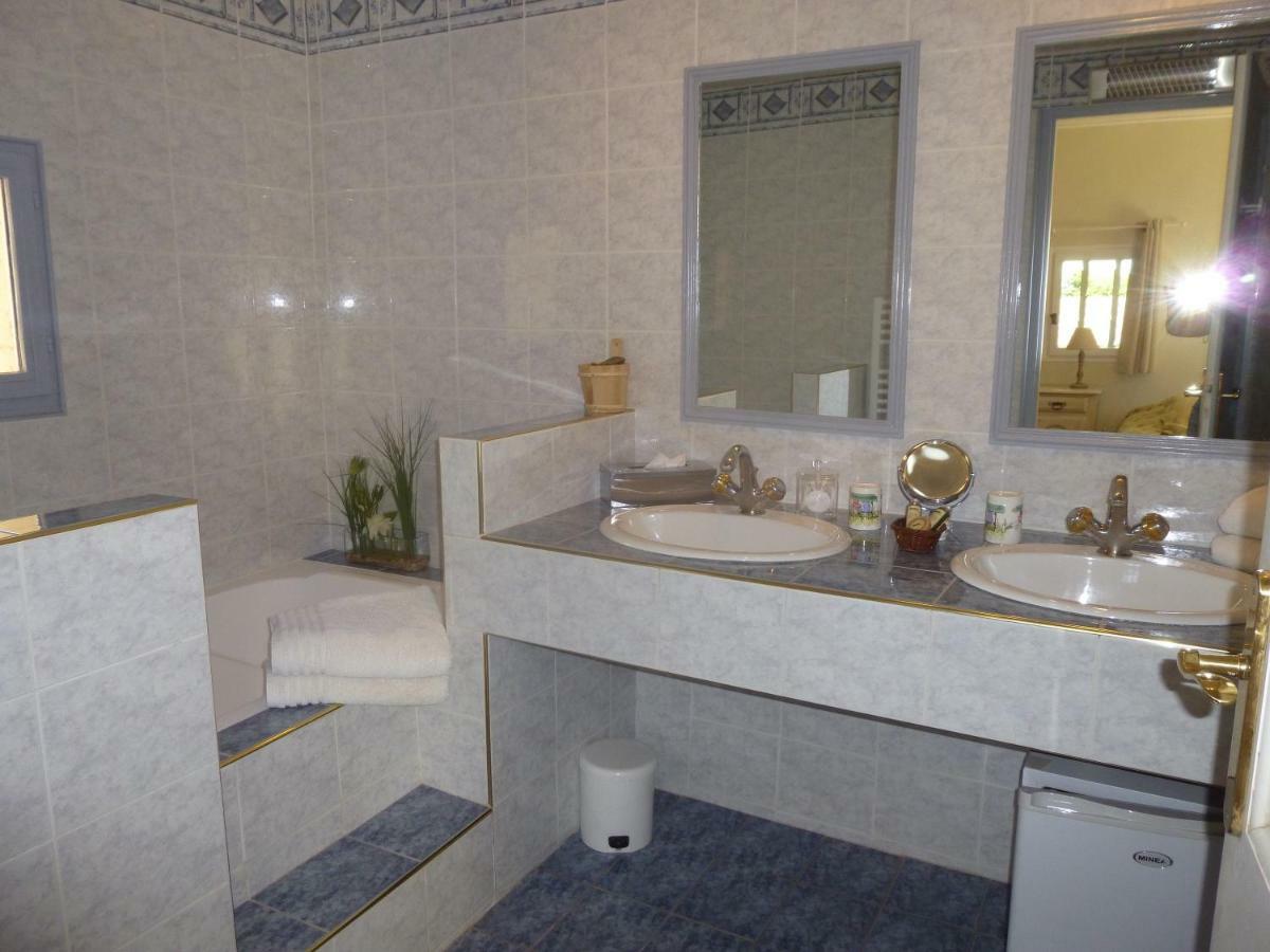 Les Chambres Des Taillades Les Taillades Zewnętrze zdjęcie